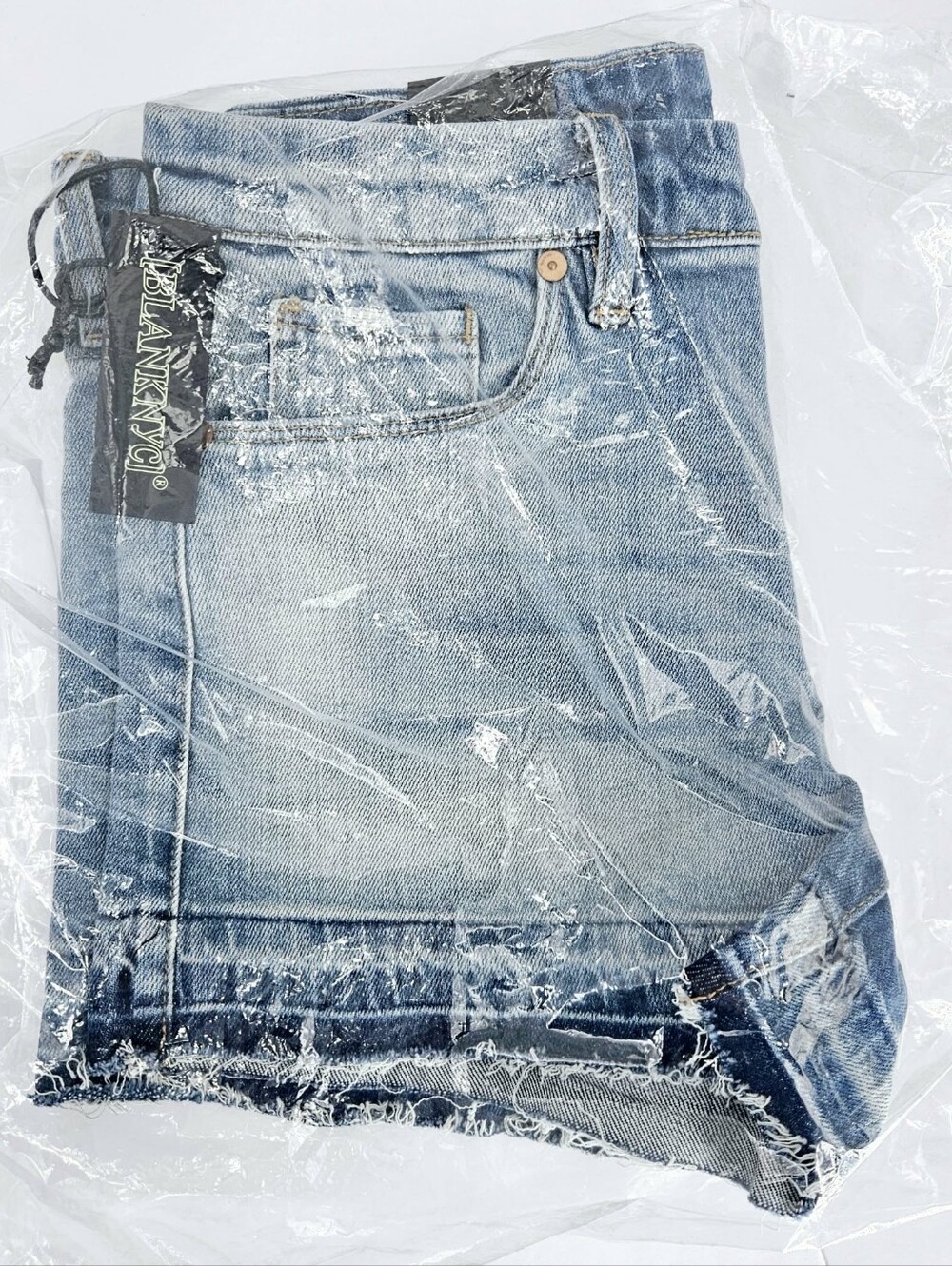 BLANK NYC The Essex Shadow Release Hem Cutoff Denim Blue Jean Shorts 28 NWT - Picture 5 of 6